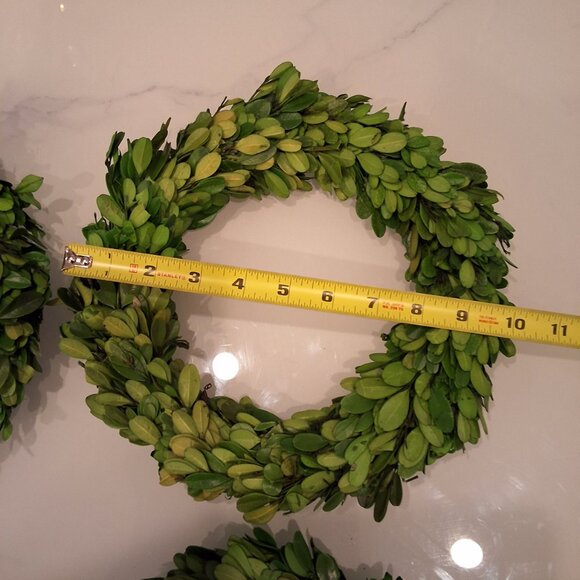 Boxwood Wreaths - Picture 4 of 4